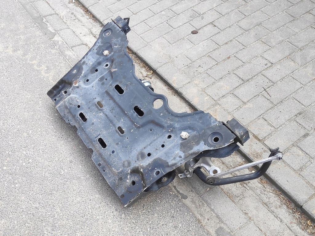 фото №7, Подрамник подрамник подрамник балка перед 1.2tce 1.5dci renault megane iv 546112060r