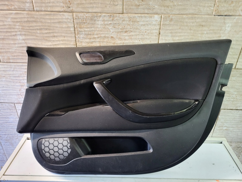 фото №1, Обшивка оббивка двері правий перед citroen c5 iii x7 europa