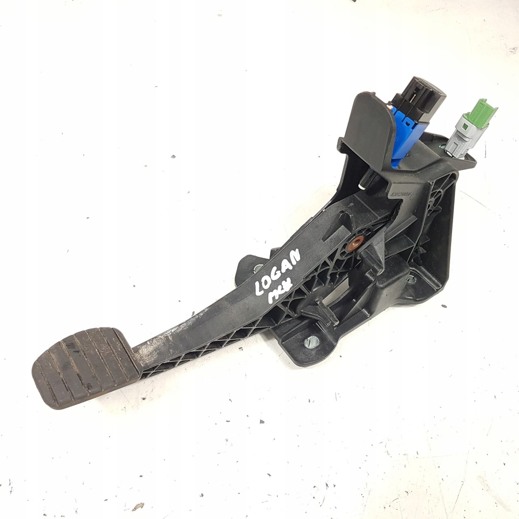 фото №1, Педаль сцепления dacia logan mcv 8201298896