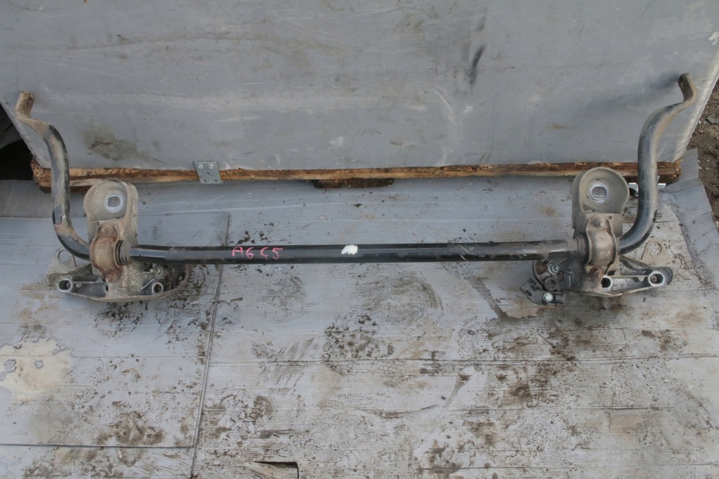 фото №1, Кронштейн стабилизатор audi a6 c5 2.5 tdi