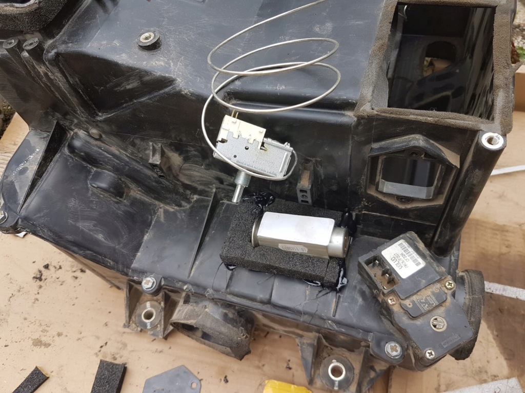 Кондиціонер do koparki volvo ew140b ew140c ew140d ew140e Доставка