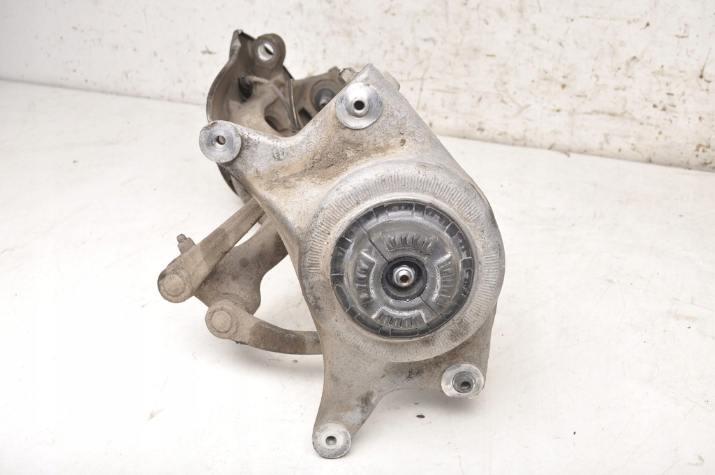 фото №6, Audi a4 b8 2.0 tdi поворотный кулак левая передняя