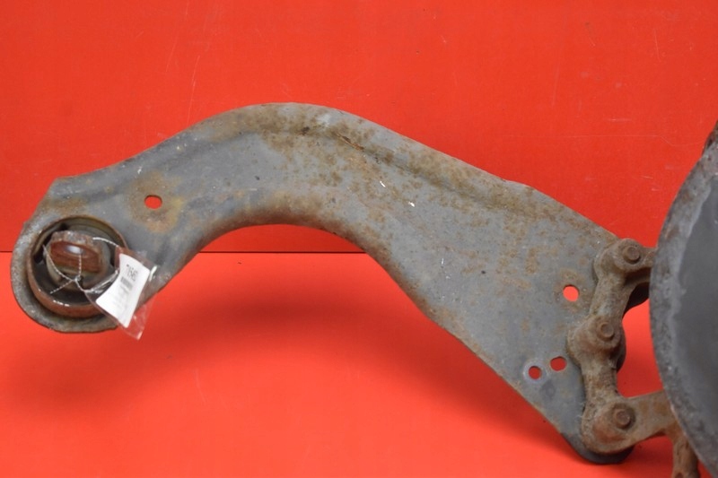 фото №4, Поворотний кулак ступиця права задня mazda 6 3 iii gj 2.5 skyactiv 186 km sedan 12-15