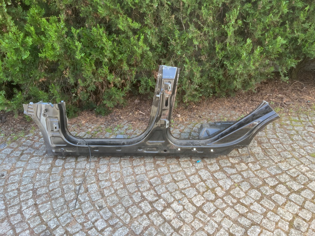 фото №1, Mini r60 countryman левая четверть блок двигателя порог poznań