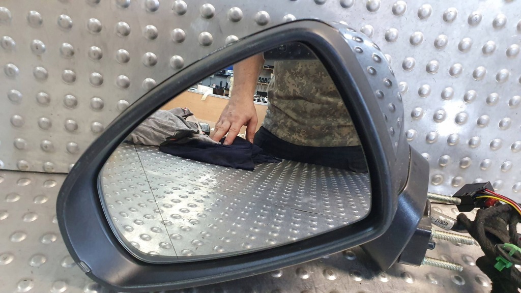 фото №1, Зеркало левая audi a1 8x 6 pin 10-