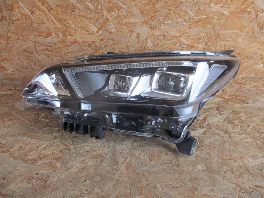 фото №1, Лампа перед передняя левая nissan leaf ii full led