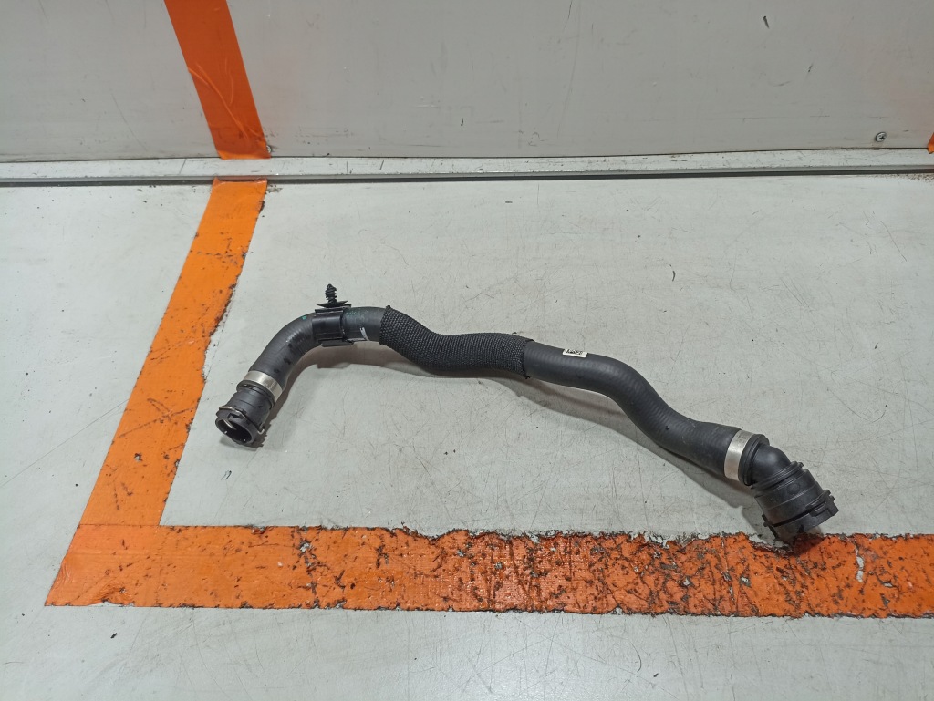 Купить Mini countryman u25 пабтрубок  воды 1.5 i 8832956