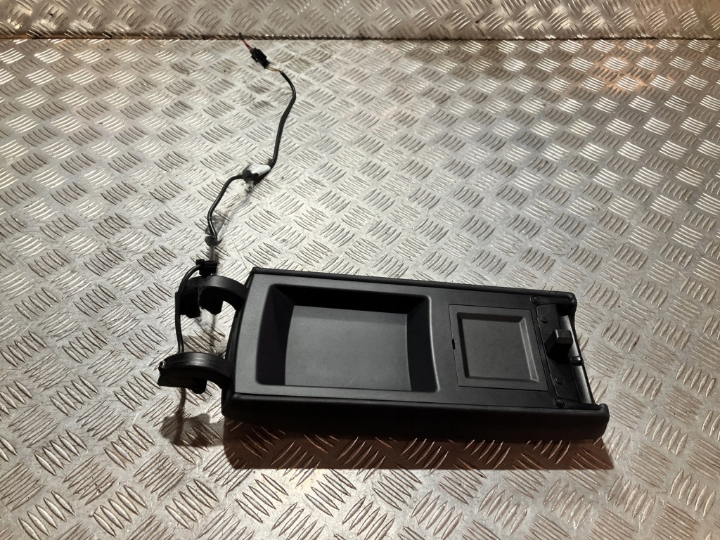 Підлокітник mercedes slk slc r172 2015- Ціна