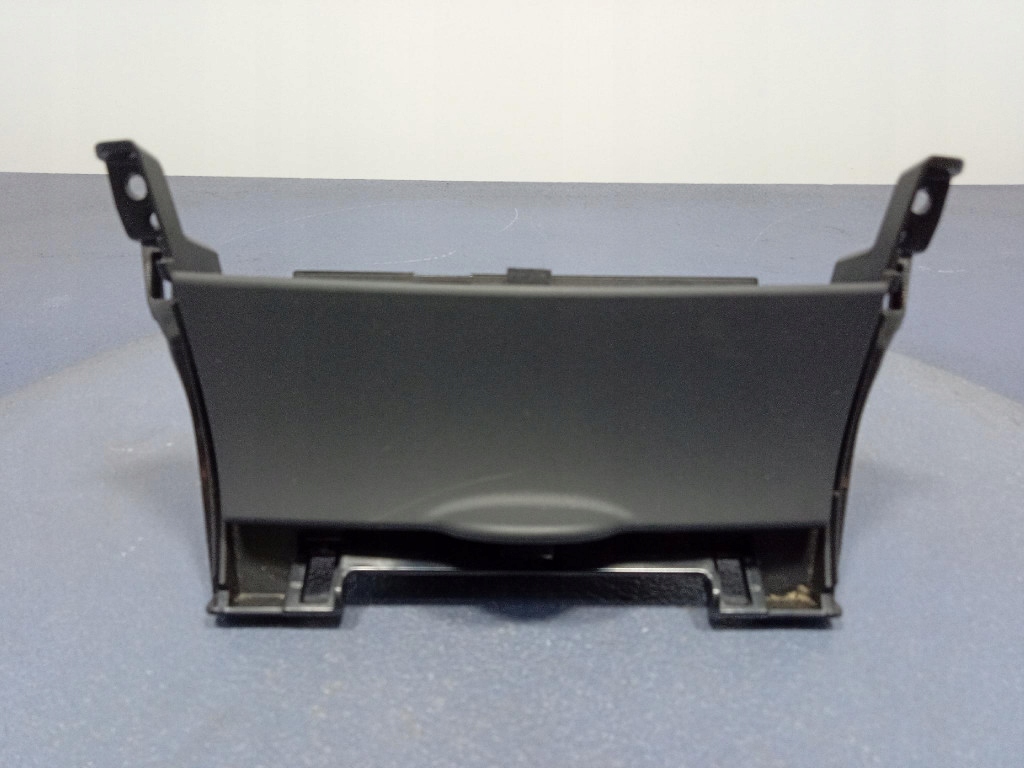 фото №6, Toyota corolla x e15 06- пепельница 55440-12100