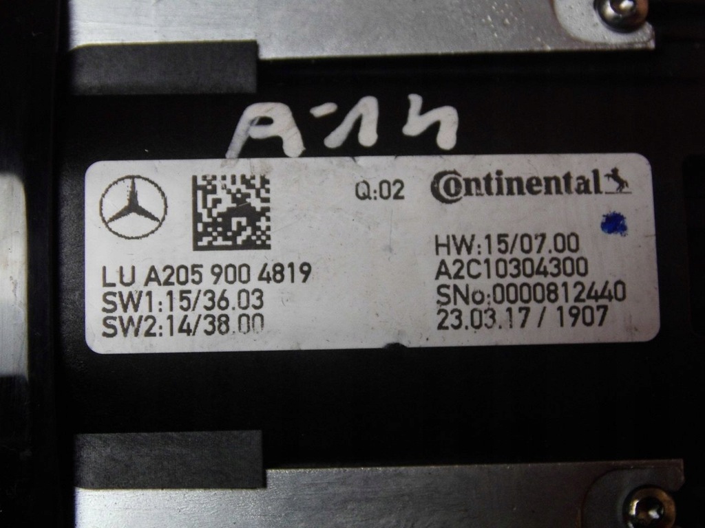 фото №11, Mercedes 205 переключатель джойстик панель навигации