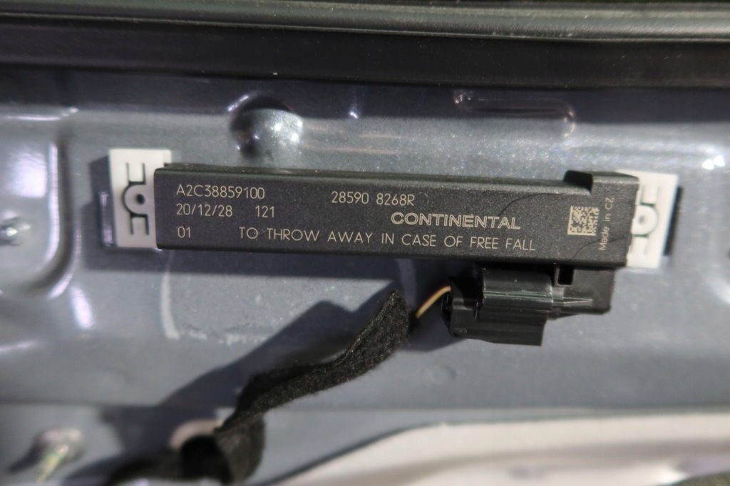 фото №16, Дверь правый задняя clio v лак tekpn вмятина