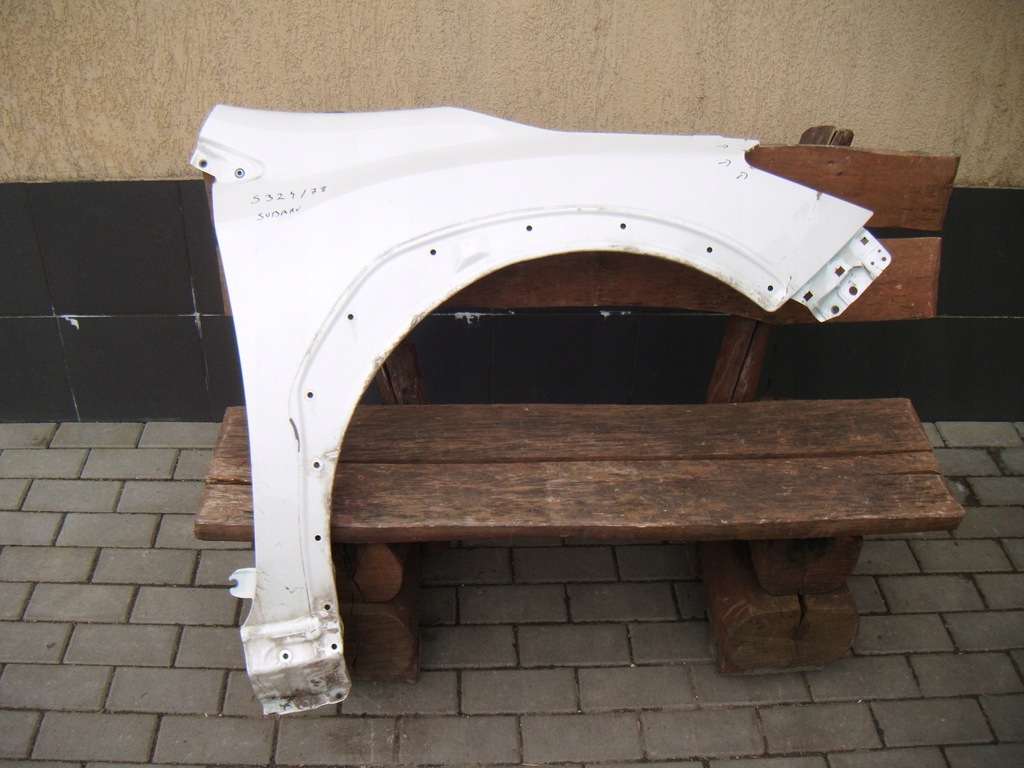 фото №1, Subaru xv crosstrek 2017 - крыло правый перед передний