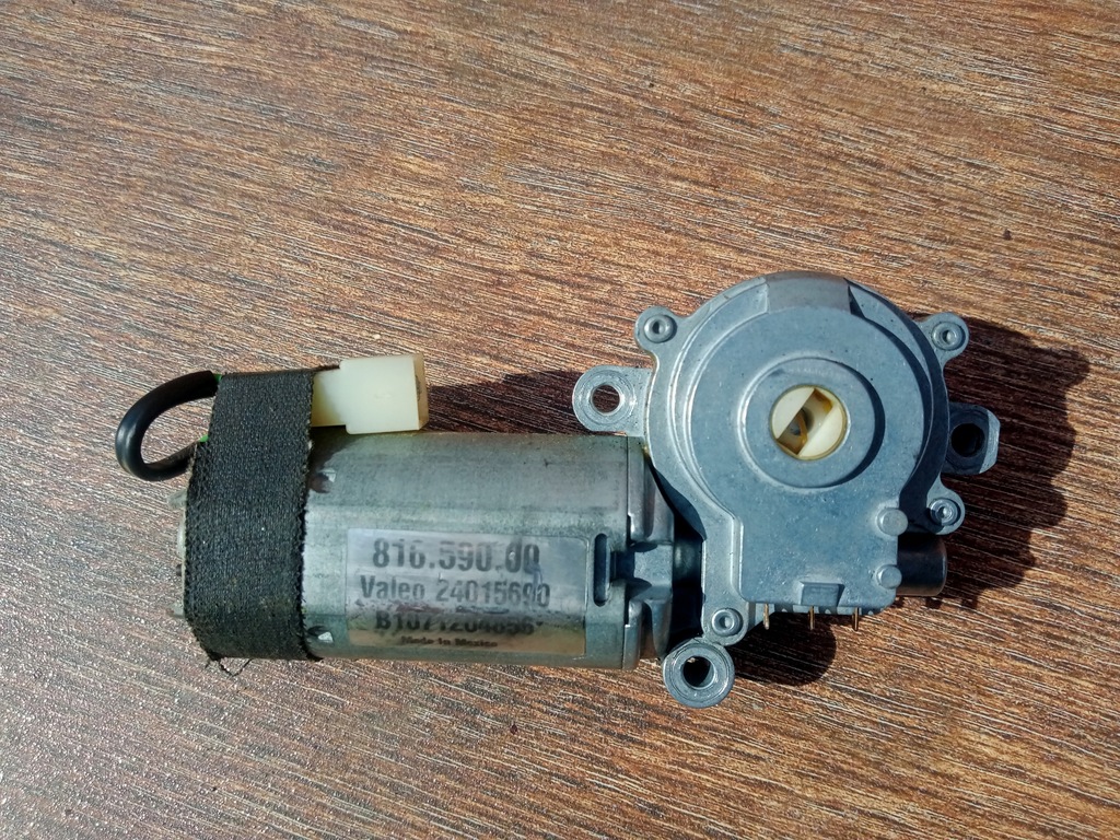 фото №9, Jeep grand cherokee wj 99-04r моторчик люк 24015690