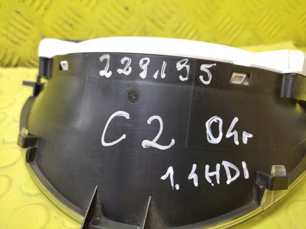 фото №8, Citroen c2 1.4 hdi счетчик приборы 9652008280