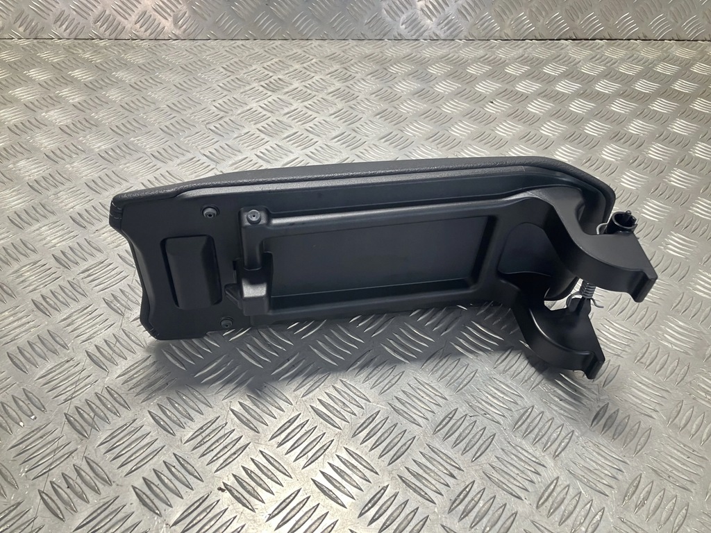 фото №1, Підлокітник bmw 1 f40