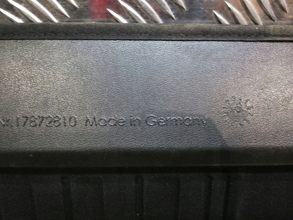 фото №5, Bmw 2 f46 пол мат magażnika