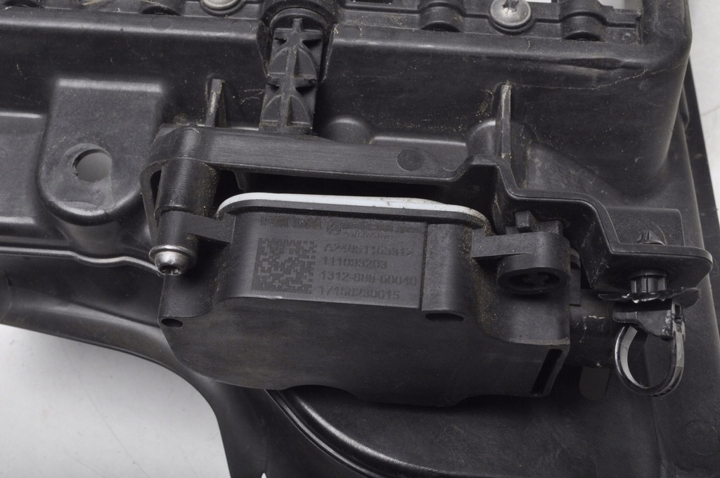 фото №6, Volvo s90 v90 воздуховод воздуха ловушка жалюзи 31690201 a24051103312