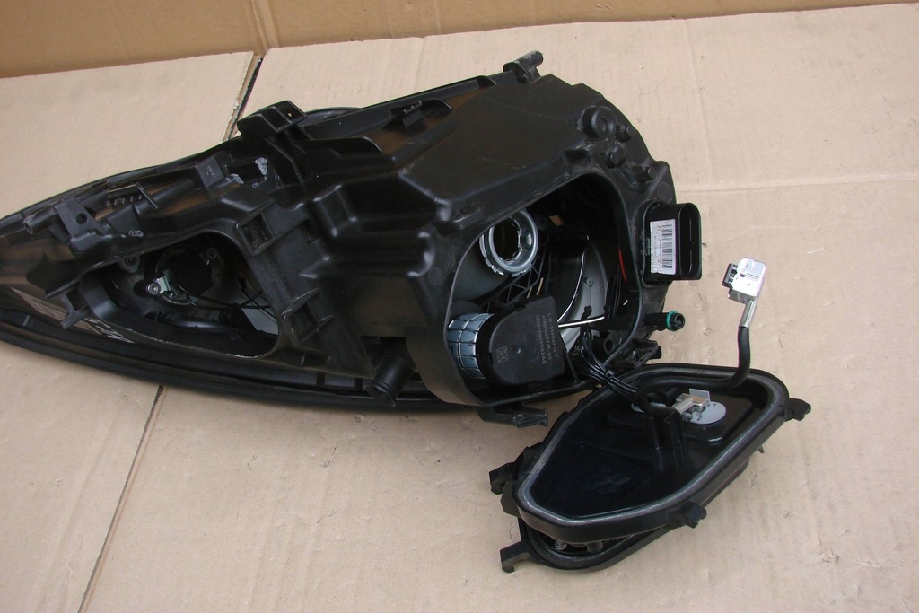 фото №14, Фара левая сторона porsche panamera 970 97063105705