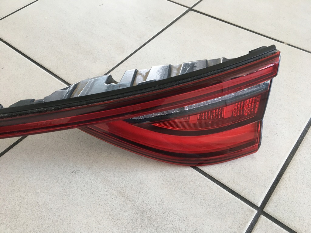 фото №9, Proceed iii 18- лампа правая левая задняя крышки led