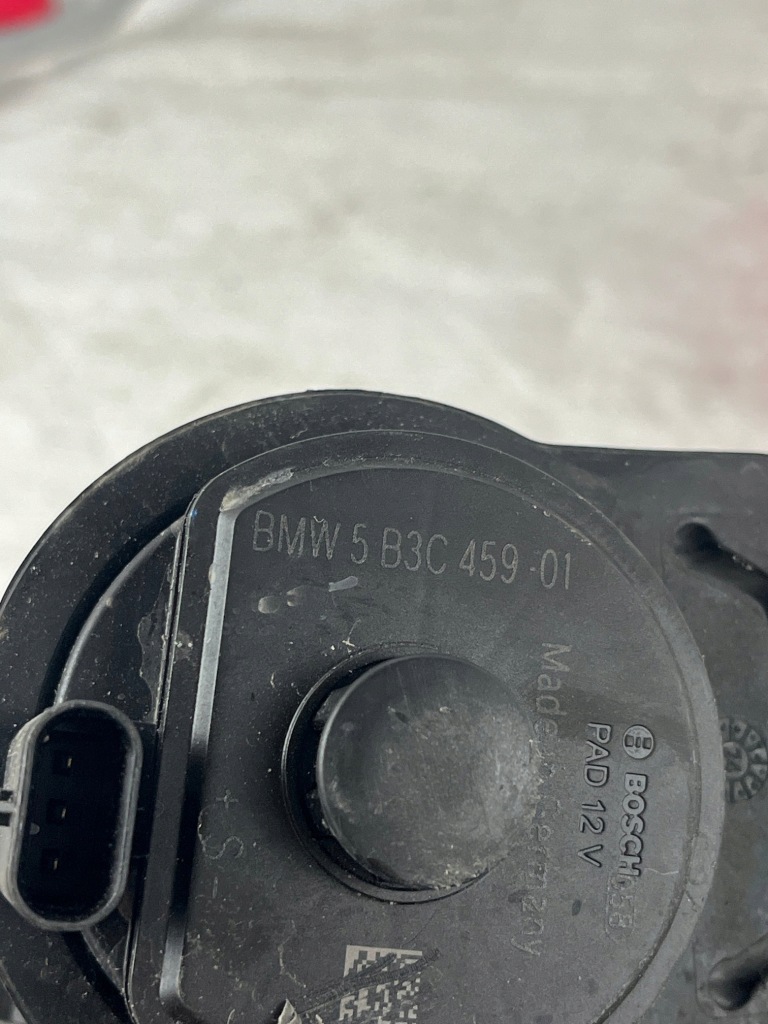 Bmw x3 g45 труба трубка патрубок шланг додаткова насос помпа 8840190 5b3c459 Зі Шроту