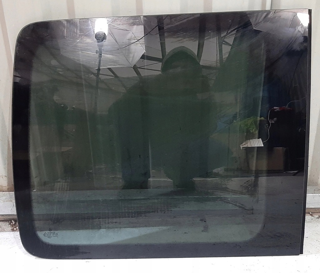 фото №1, Vw caddy 2k5 iv стекло правый задняя 2k5845332c