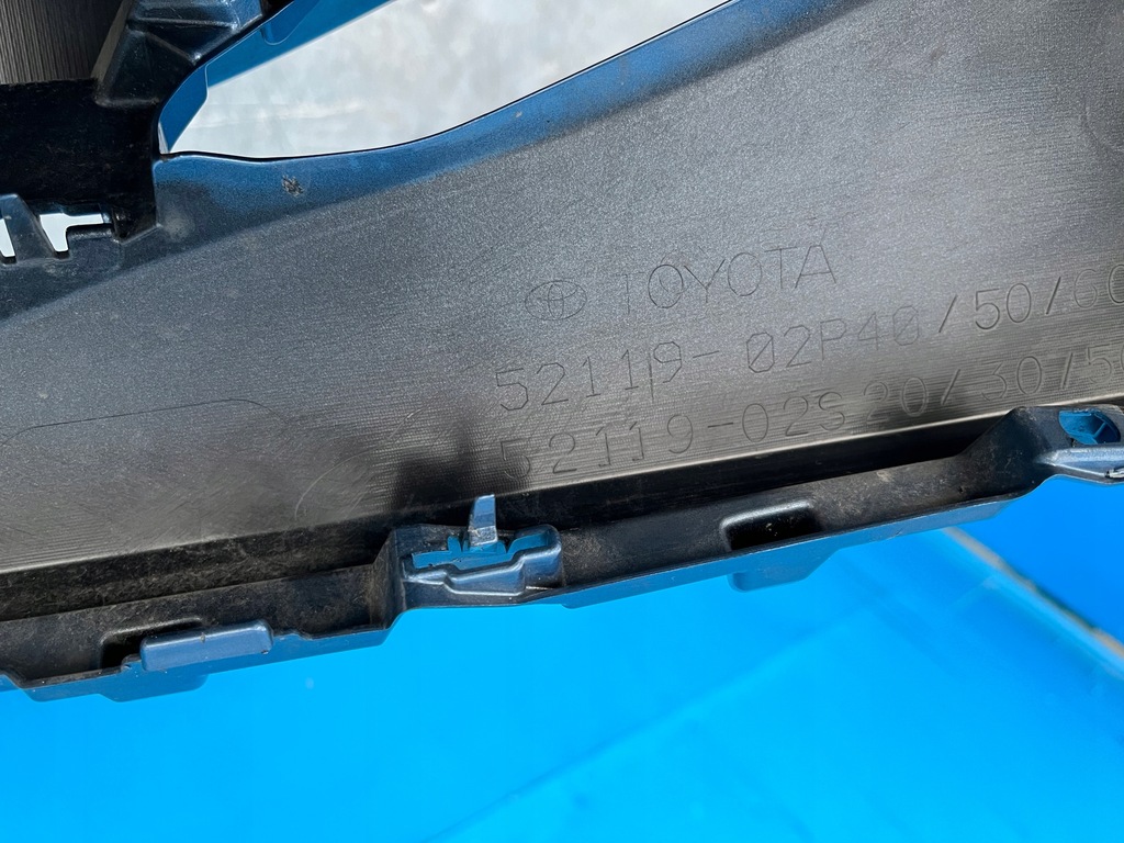 фото №12, Corolla e21 kombi hb бампер перед передний pdc 18-