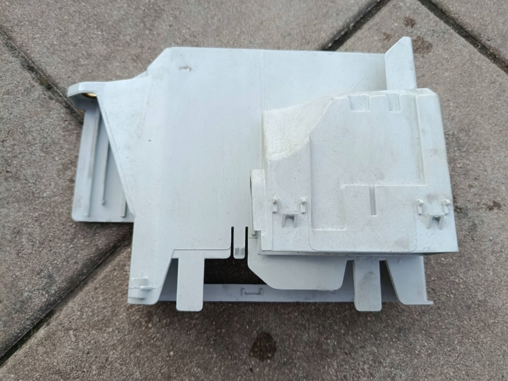 Корпус защита кронштейн компьютер двигателя ecu bmw x1 f48 Киев