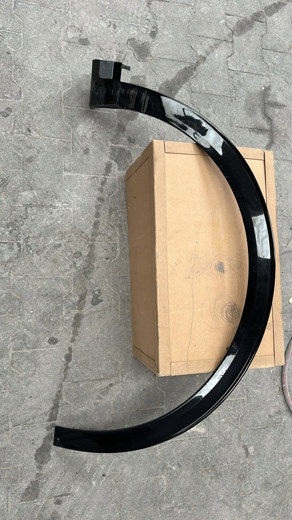 фото №1, Kia sportage 2021- молдинг na крыло правая перед