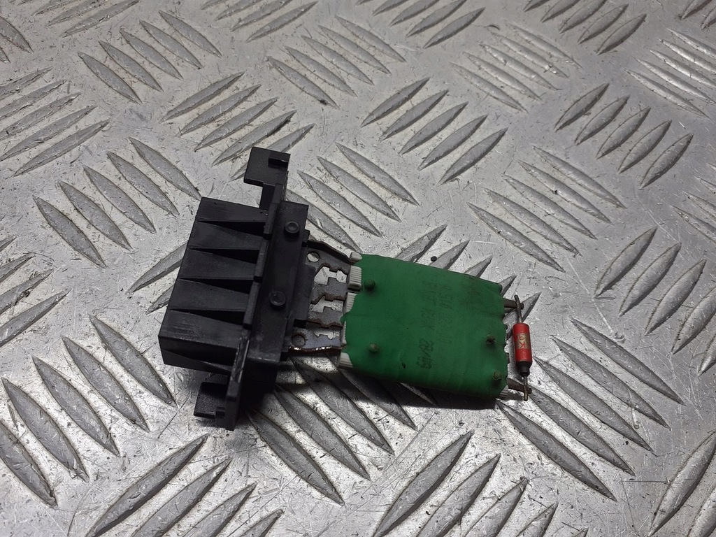 фото №1, Резистор резистор вентилятор fiat grande punto 1.2 8v a51602300