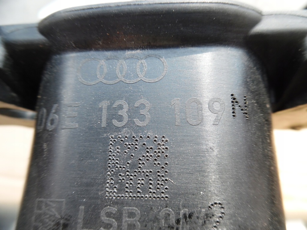 фото №10, Audi a8 колектор всмоктуючий 06e133109n