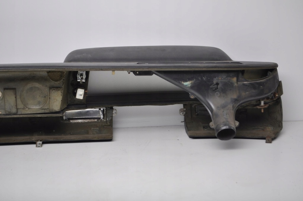 фото №13, Bmw e10 2002 приборная панель приборная приборная панель sedan 3d