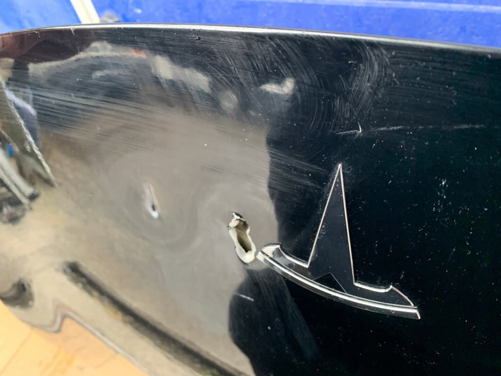 Крышка капот tesla model 3 Недорого