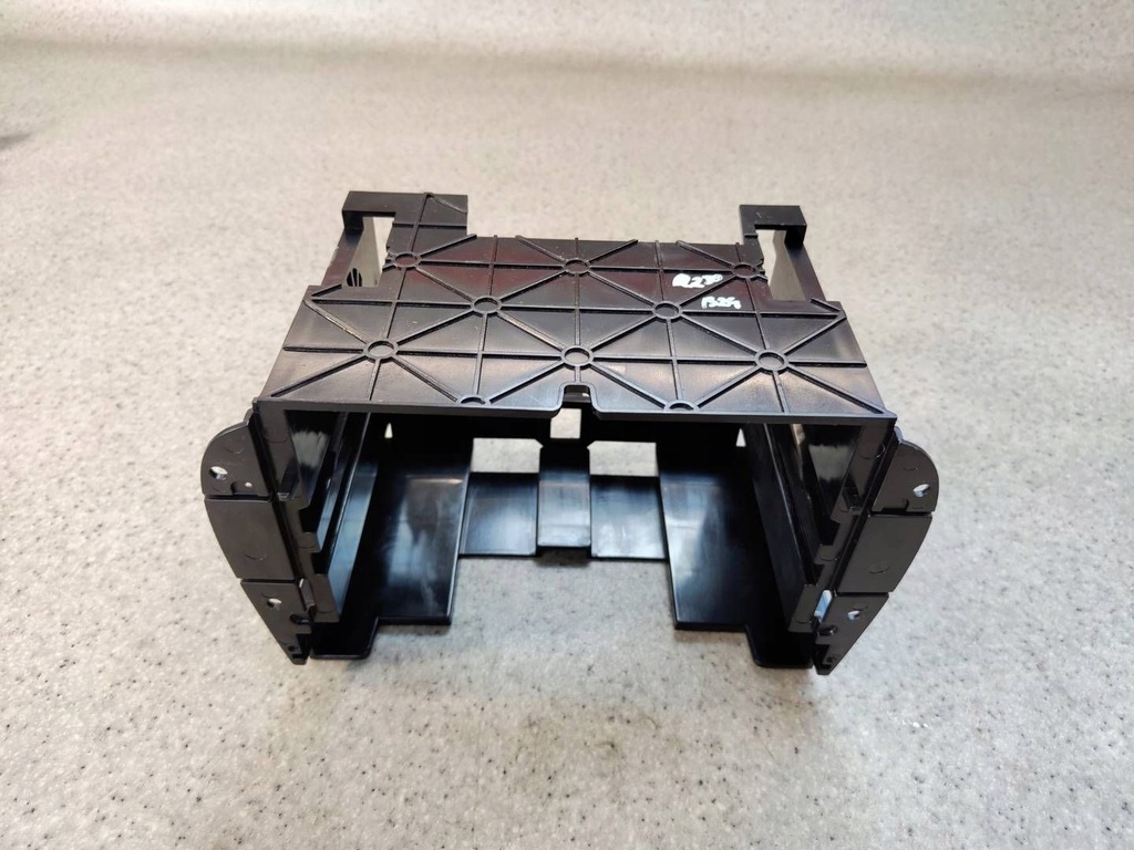 фото №3, Кронштейн кронштейн каркас корзина радио рамка навигации mercedes sl r230 w230