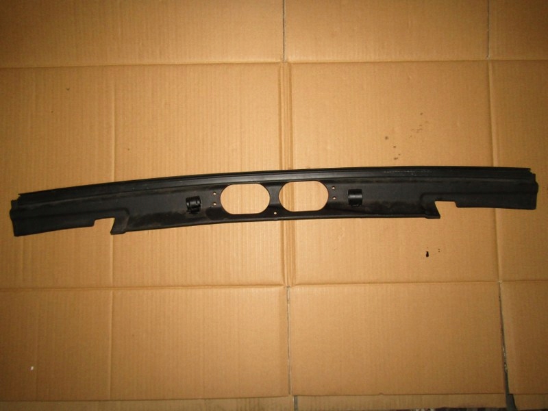 Купить Range rover vogue l405 защита крышки багажника задний