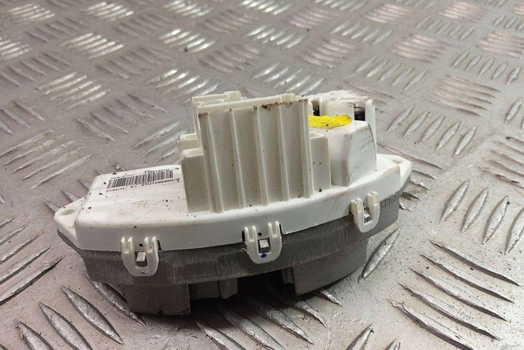 фото №11, Реле вентилятора отопителя bmw 3 coupe e92 t1021327u 2.0l дизель