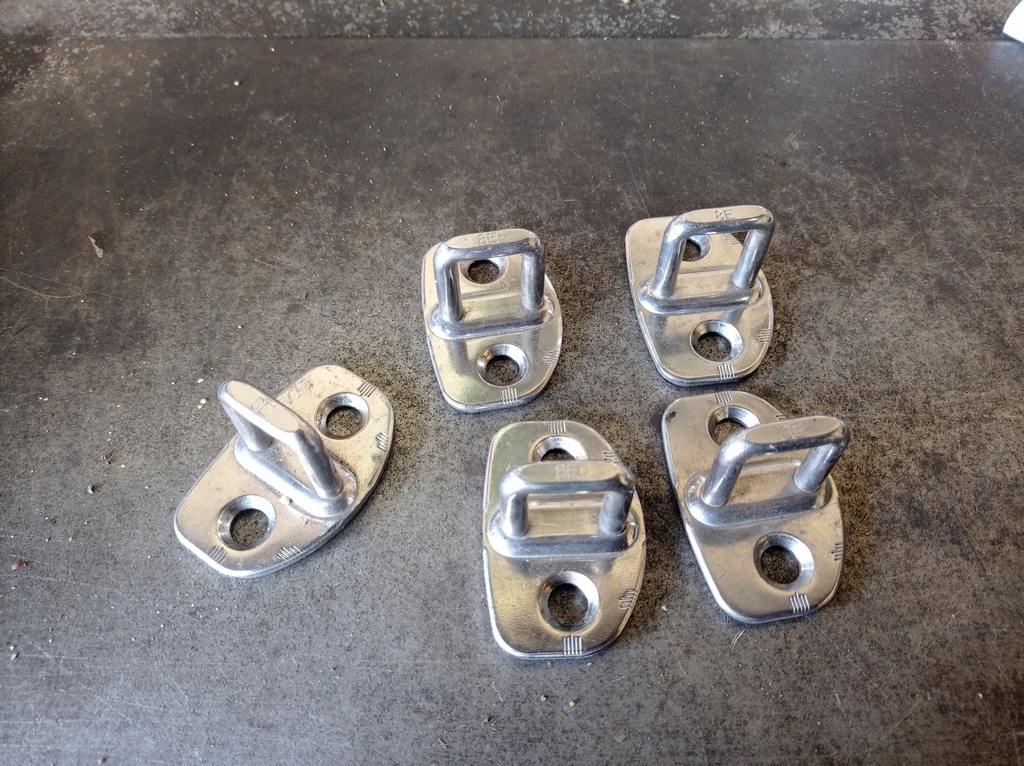 фото №1, Audi a4 b6 b7 - засов дверь 8e0837033