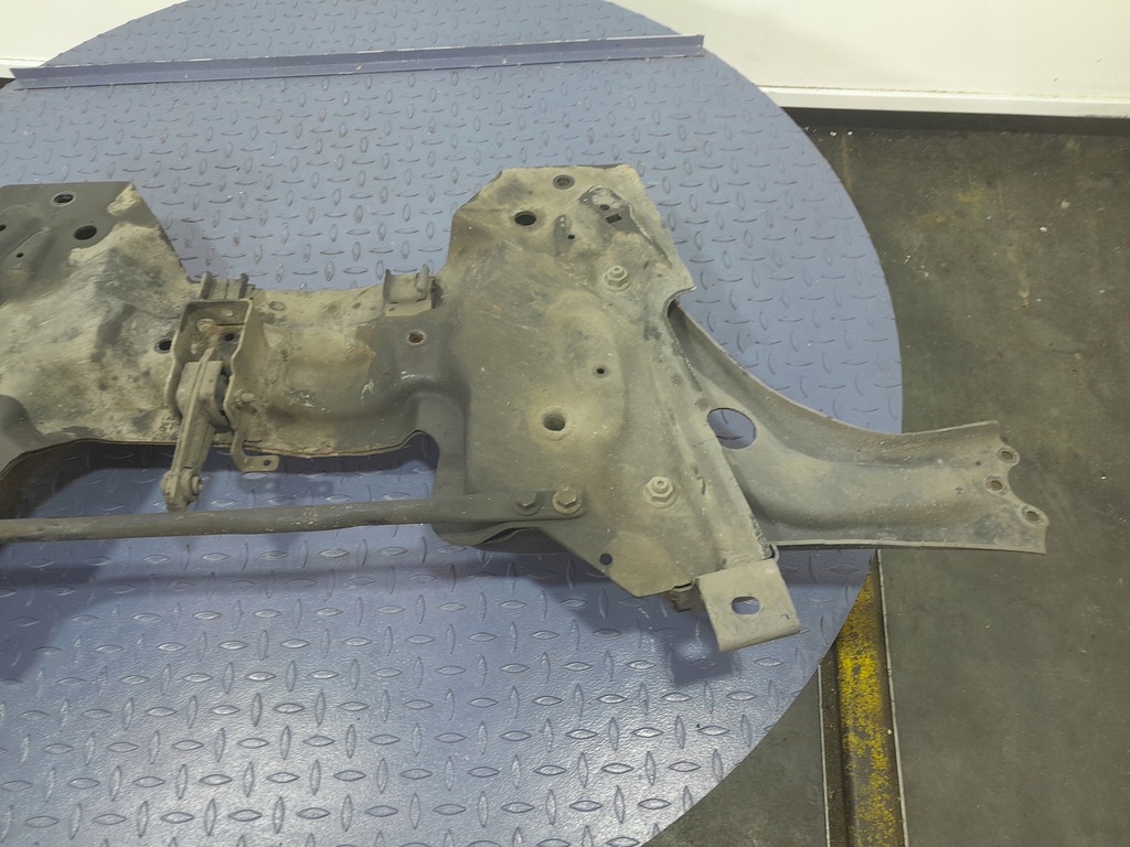 фото №6, Peugeot 301 lift 1.6b подрамник подрамник подрамник перед