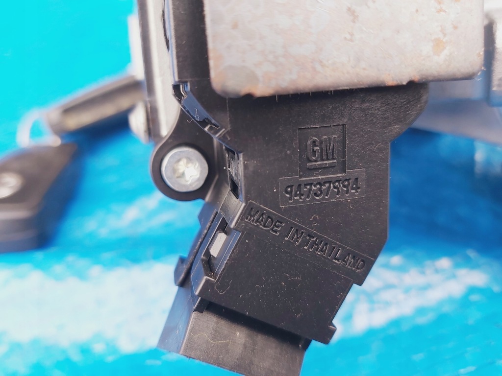 фото №7, Opel-części | mokka a замок зажигания ключ x2 корпус 13383062