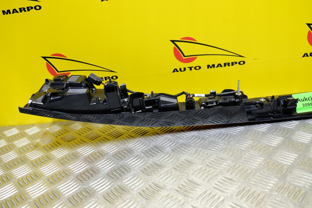 Lexus rx 2022- накладка крышки фара led задний  америка Цена