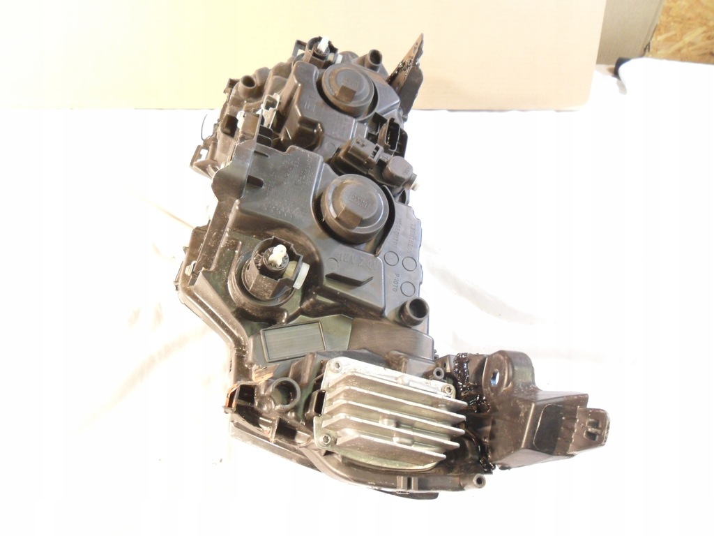 фото №16, Renault koleos ii лампа права 260109289r