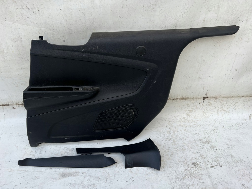 фото №1, Ford b-max обшивка обивка дверь правый задняя