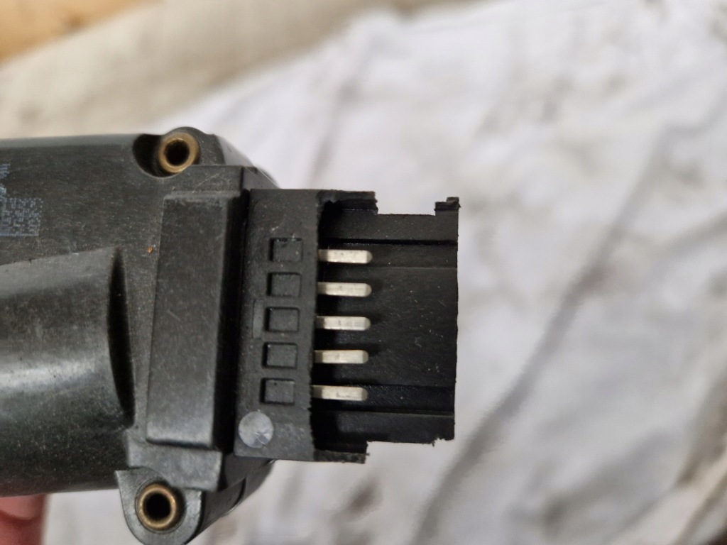 фото №3, Audi a7 4g8 замок доводчик klapt