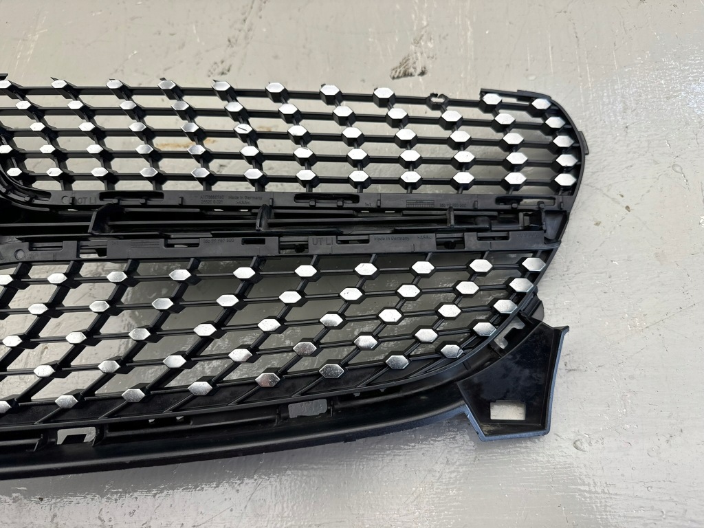 Mercedes cla w117 13-19r решётка радиатора решётка радиатора бампера перед передняя a1178880860 Недорого