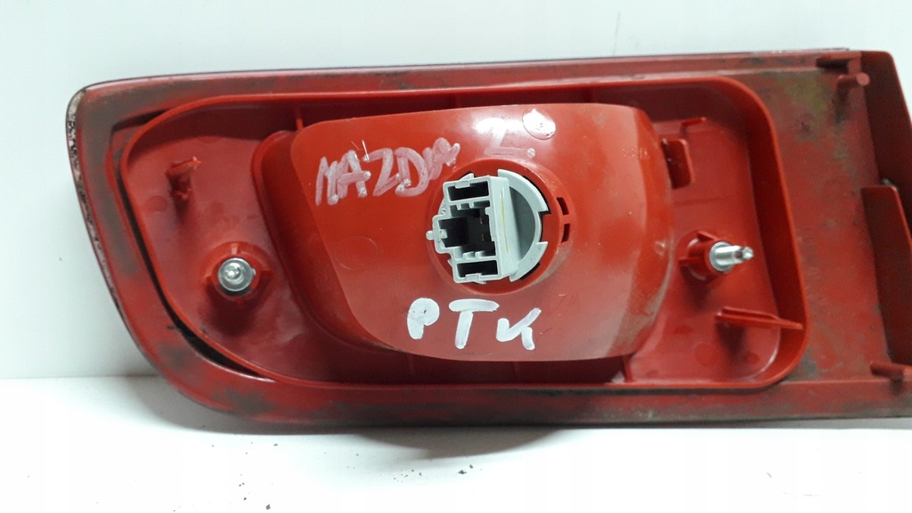 фото №3, Mazda 2 02-04 лампа правая задняя na крышка