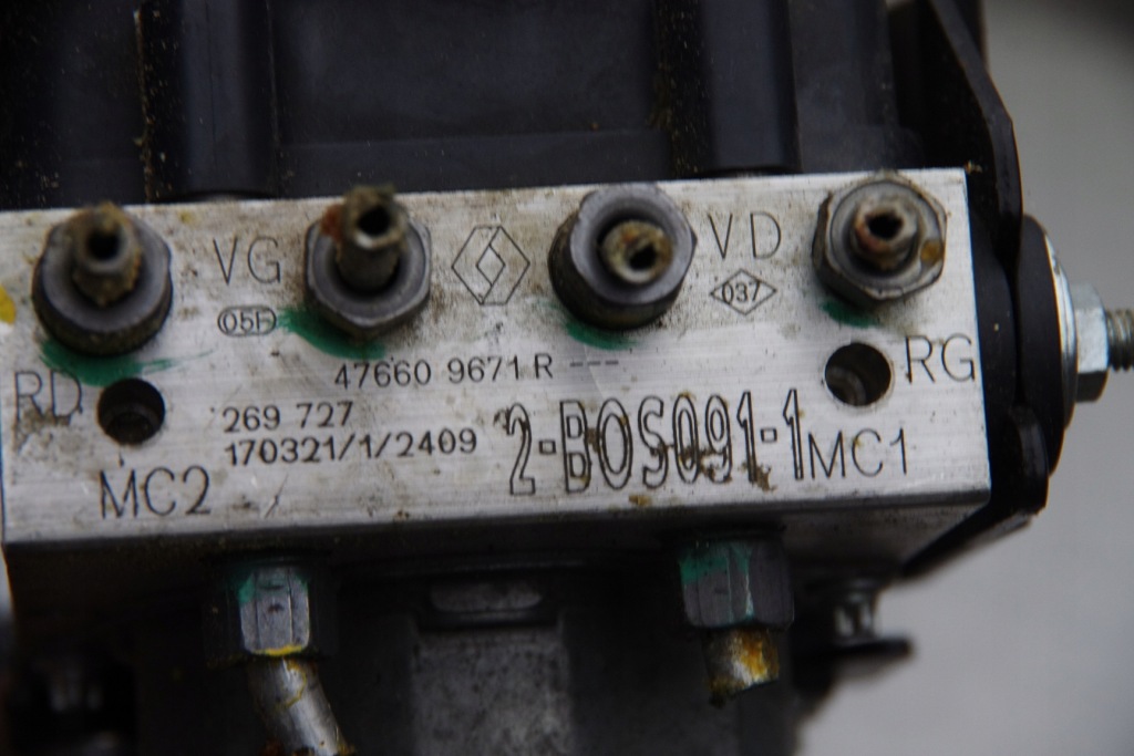 фото №1, Насос блок керування abs esp dacia duster i lift 476609671r