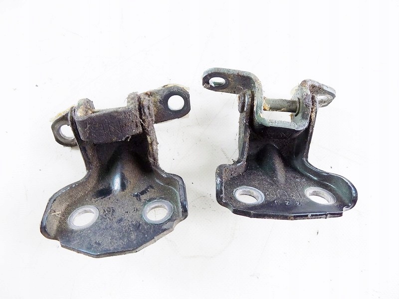 фото №2, Subaru forester ii петли дверь правый задняя kpl