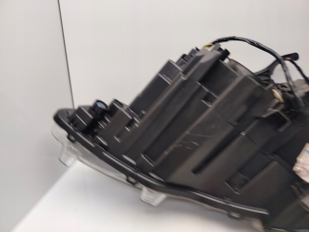 фото №10, Peugeot 5008 3008 i lift 13-17r фара лампа правий перед права передня