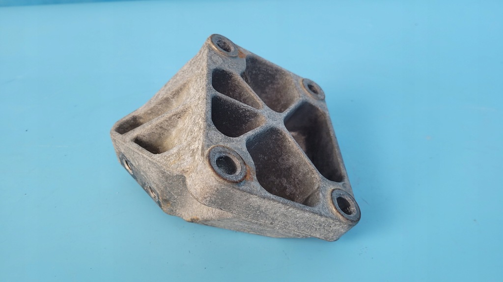 фото №12, Dodge challenger 6.4l srt hemi smpi v8 кронштейн кронштейн двигателя 04855024ac