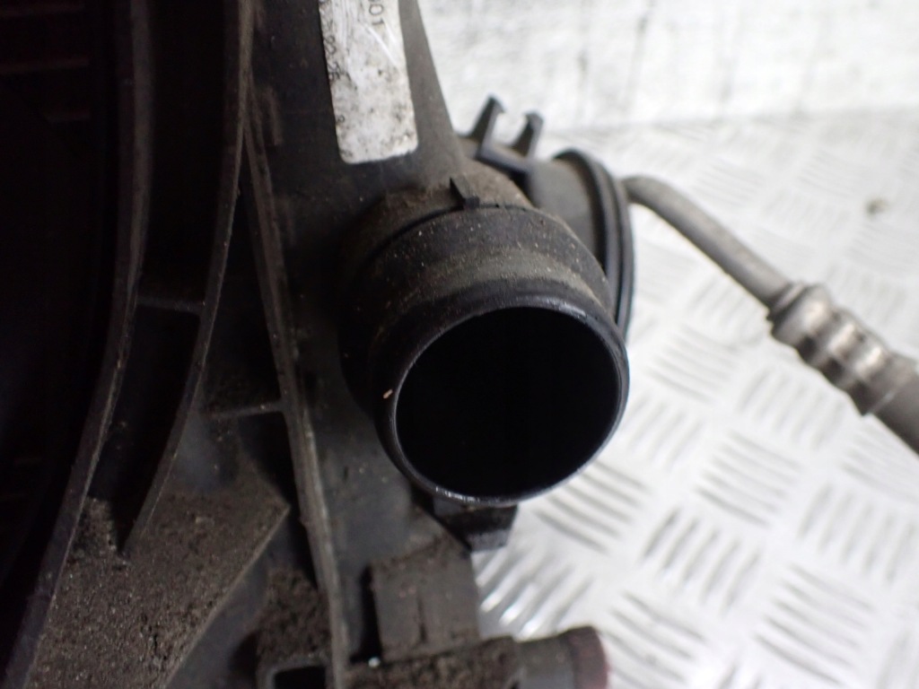 Купить Радиатор вентилятор ремень перед opel insignia a 10r 2.0 универсал 13223018 11088