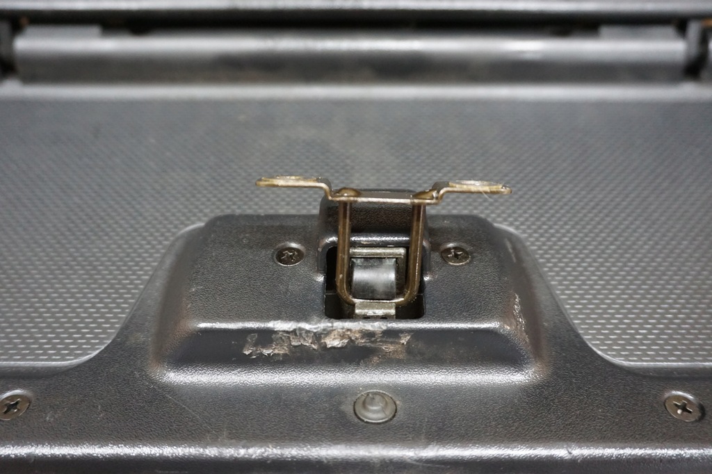 фото №6, Mitsubishi pajero iii бардачок полиця з панелі 00-06r